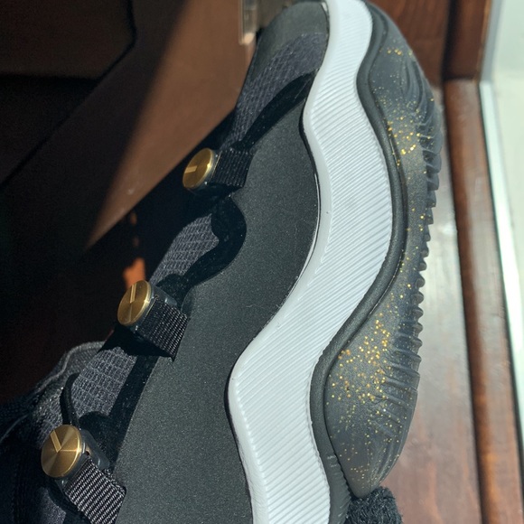 Jordan AJNT23 Black Metallic Gold with Suitcase. Size 12 NWT - Picture 9 of 10